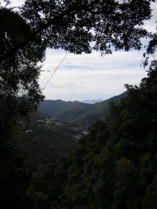 Viewing Wulai from the top of the mountain